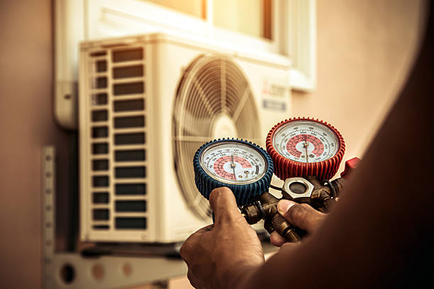 Professional Furnace Repair technician working in Yettem, CA